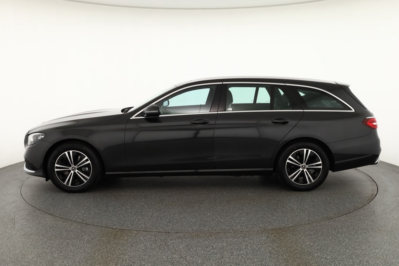 Mercedes-Benz E 300 E300d T Avantgarde 4Matic