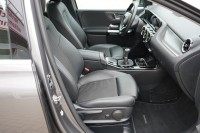 Mercedes-Benz B 150 B200 Standard