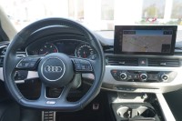 Audi A4 Quattro 40 TDI quattro S-Tronic S-Line