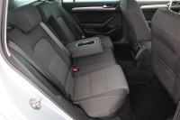 VW Passat Variant 2.0 TDI DSG IQ-Light
