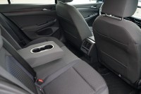 VW Golf VIII 2.0 TDI DSG United