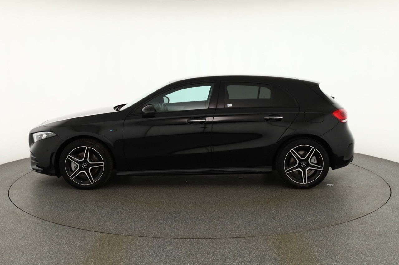 Mercedes-Benz A 250 A250 e AMG Line