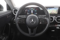 Mercedes-Benz CLA 180 d SB AT
