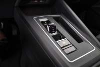 VW Golf VIII Variant 1.5 eTSI DSG Life