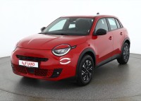 Fiat 600e Red LED Android Apple Tempomat DAB PDC