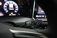 VW Golf VIII Variant 1.5 eTSI R-Line DSG