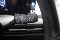 VW Golf VIII Variant 1.5 eTSI DSG