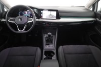 VW Golf VIII Variant 1.5 TSI Life