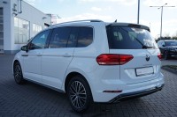VW Touran 1.5 TSI DSG R-line