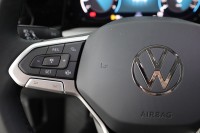 VW Golf VIII 1.0 TSI