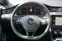 VW Passat Variant 2.0 TSI 4Motion R-LINE