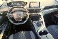 Peugeot 3008 1.2 12V e-THP Active Business