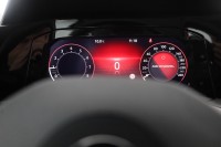 VW Golf VIII Variant 1.0 eTSI DSG
