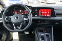 VW Golf VIII 2.0 TDI R-Line DSG
