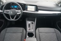 VW Golf VIII Variant 1.5 eTSI DSG