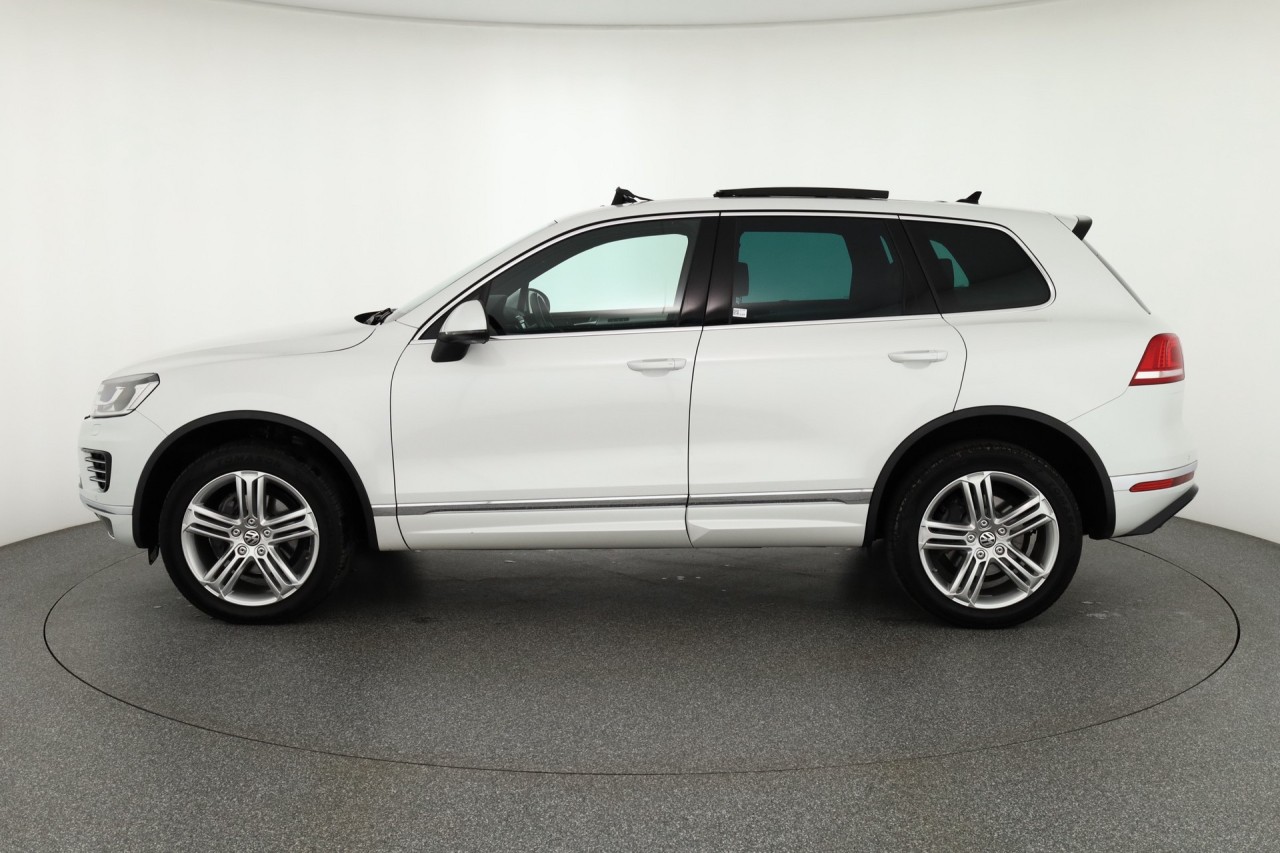 VW Touareg 3.0 TDI R-Line