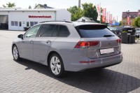 VW Golf VIII Variant 1.0 eTSI DSG