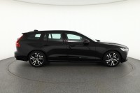 Volvo V60 B4 R-Design