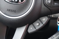 Kia Carens 1.6 GDI Dream Team Edition