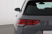 VW Golf VIII Variant 1.0 TSI