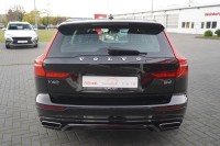 Volvo V60 B4 R-Design