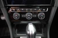 VW Golf VII Variant 2.0 TDI DSG R-Line