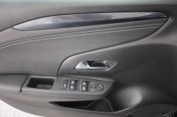 Opel Corsa F 1.2 GS EAT8