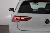 VW Golf VIII 1.0 TSI