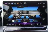 VW Golf VIII Variant 1.5 eTSI R-Line DSG