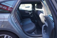 Audi A4 Quattro Avant 40 TFSI quattro S Line