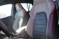 VW Golf VIII 2.0 GTI DSG