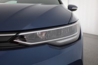VW Golf VIII Variant 1.5eTSI DSG