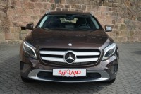 Mercedes-Benz GLA 200 Standard