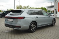 VW Passat Variant 1.5 eTSI Business DSG