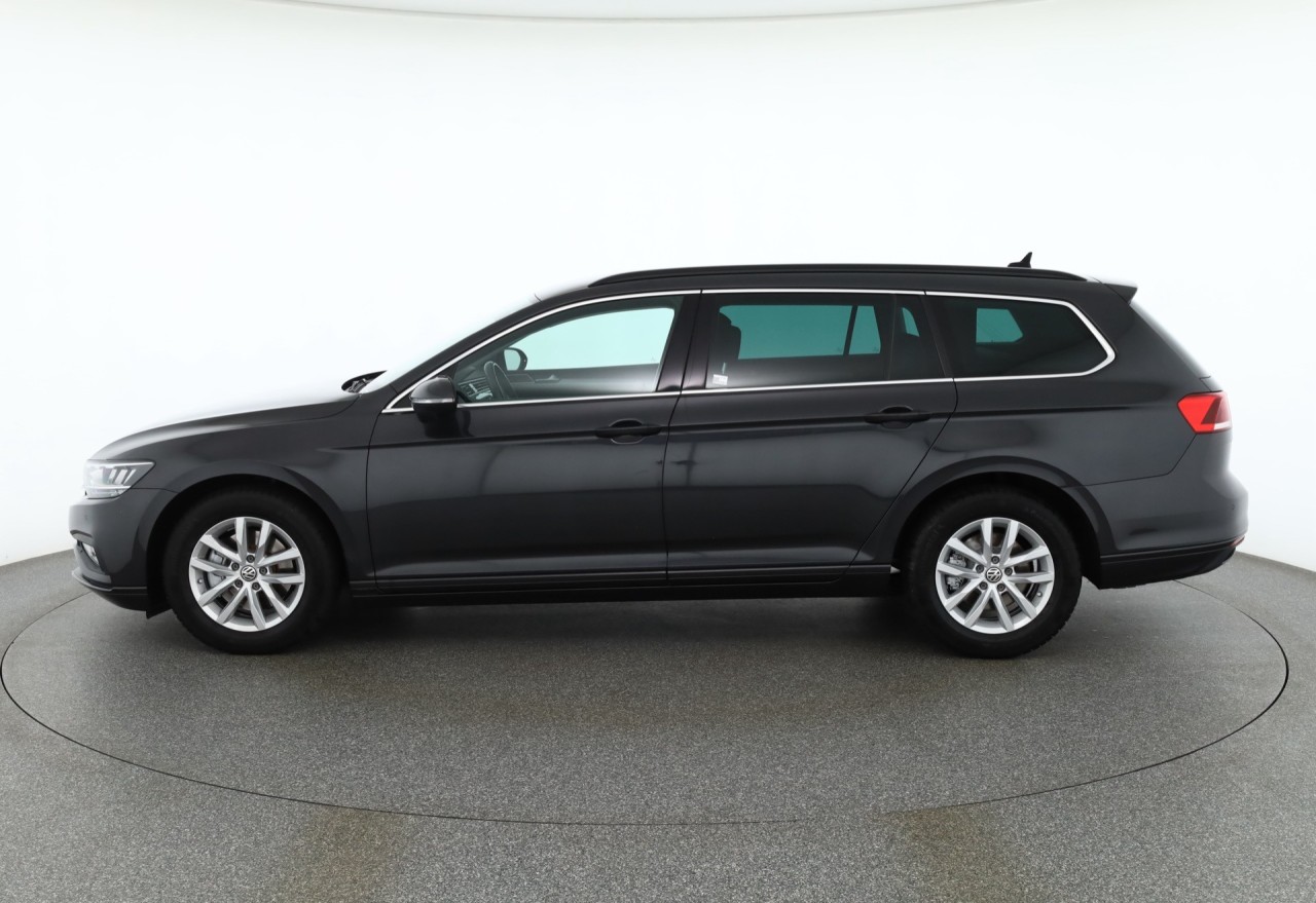 VW Passat Variant 1.5 TSI DSG Business