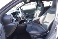 Mercedes-Benz A 200 A200 AMG Line