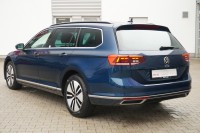 VW Passat Variant GTE