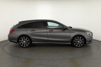 Mercedes-Benz Shooting Brake CLA 200