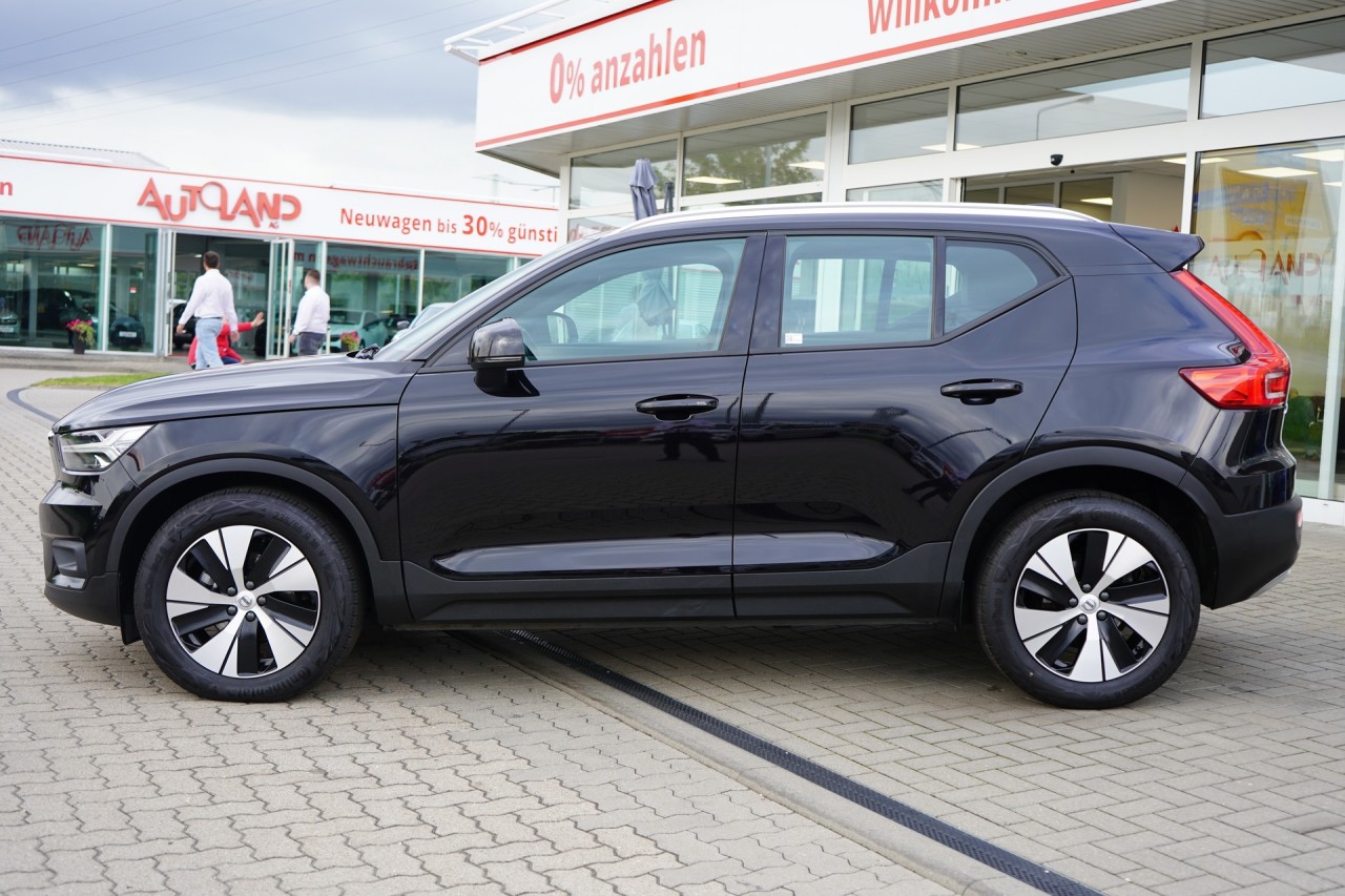 Volvo XC 40 XC40 2.0 Momentum Pro 2WD