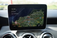 Mercedes-Benz GLA 200 Standard