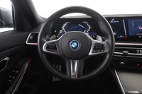 BMW 330 e Touring M Sport