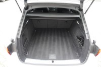 Audi A4 Avant 40 2.0 TDI S-Line