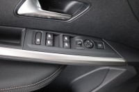 Peugeot 3008 1.2 Hybrid 145 Aut.