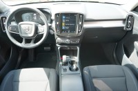 Volvo XC 40 T3 2WD Momentum Pro