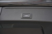 Audi A4 Avant 40 2.0 TDI advanced