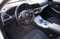 BMW 330 e Advantage