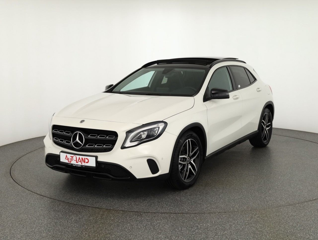 Mercedes-Benz GLA 200 Urban