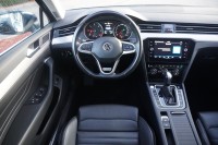 VW Passat Variant 2.0 TDI Elegance 4M