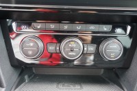 VW Arteon 2.0 TDI DSG 2xR-Line VC HUD