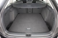 VW Golf VIII Variant 1.5 eTSI DSG